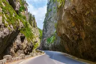 Tîrgu Neamţ - Cheile Bicazului - Piatra Neamţ - Iași