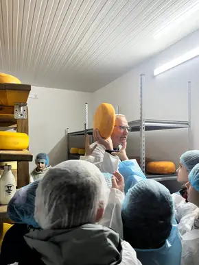 Fermă de lactate