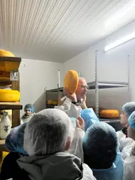 Fermă de lactate