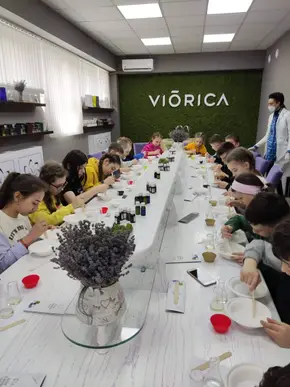 Excursie la Viorica Cosmetics