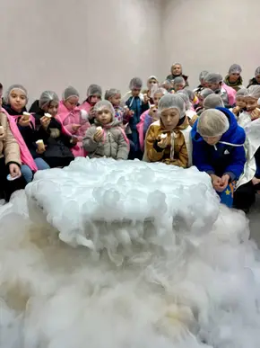 Excursie la Fabrica de înghețate "Amir"