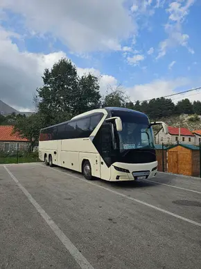 Autocar din flota FlamingoTur