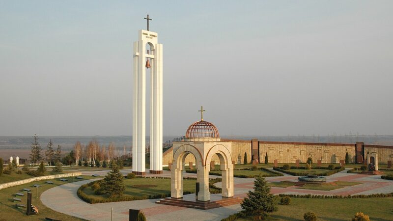 Serpeni_II_World_War_Memorial_0151